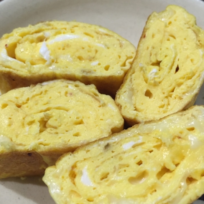 ケイジャンスパイスとチーズ入り玉子焼き レシピ 作り方 By およねこ45 楽天レシピ ケイジャンスパイスとチーズ入り玉子焼き レシピ 作り方 By およねこ45 楽天レシピ